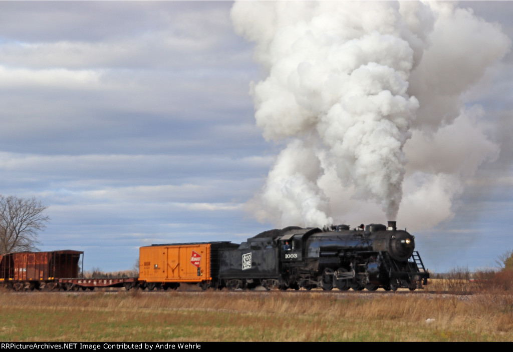 Steaming back to town approaching Swan Rd.